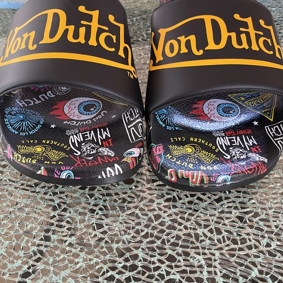 VON DUTCH Black Jax Slides NWOT - Picture 2 of 8